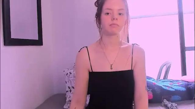Image 8 of only_sarah1 Stream on Chaturbate on 2 months ago