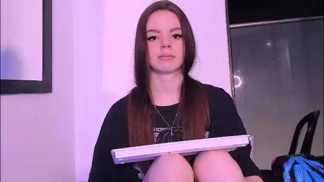 Image 12 of only_sarah1 Stream on Chaturbate on 2 months ago