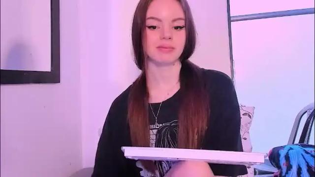 Image 4 of only_sarah1 Stream on Chaturbate on 2 months ago