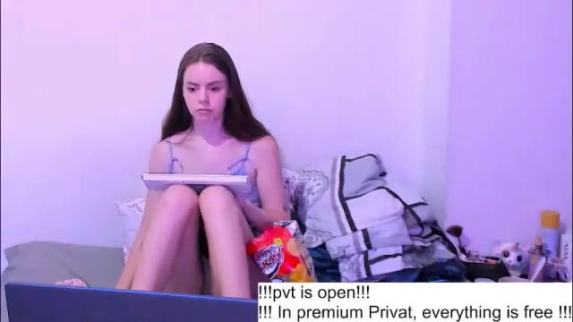 Image 12 of only_sarah1 Stream on Chaturbate on 15 hours ago