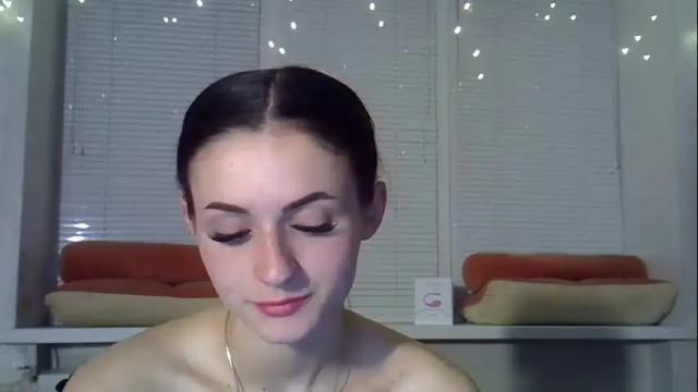 Image 2 of only_ubutterfly Stream on Chaturbate on 13 months ago