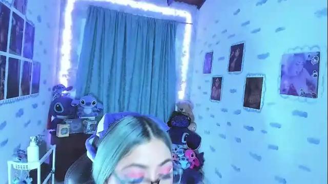 Image 4 of onlybluex Stream on Chaturbate on 3 months ago