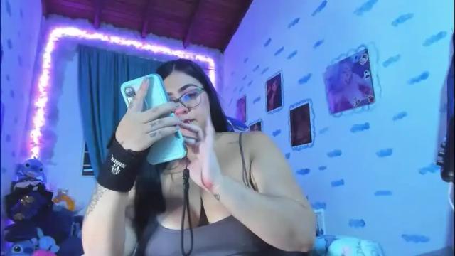 Image 10 of onlybluex Stream on Chaturbate on 1 month ago