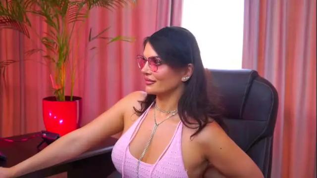 Image 10 of onlynicolle Stream on Chaturbate on 1 month ago