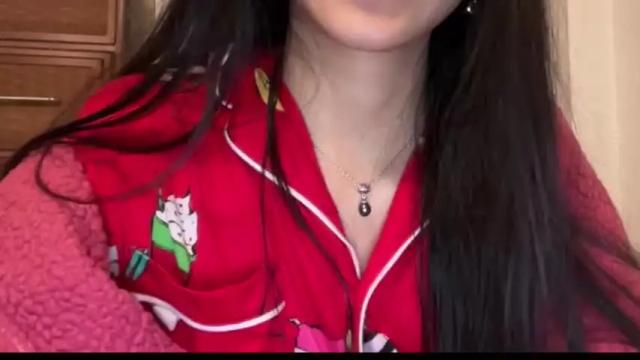 Image 12 of oopsy_daisy_7 Stream on Chaturbate on 16 months ago