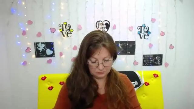 Image 3 of oovanessahotts Stream on Chaturbate on 15 months ago