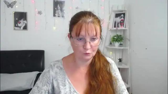 Image 7 of oovanessahotts Stream on Chaturbate on 5 months ago