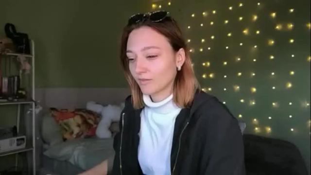 Thumbnail 1, orange___melani's Stream at Chaturbate, 1 month ago