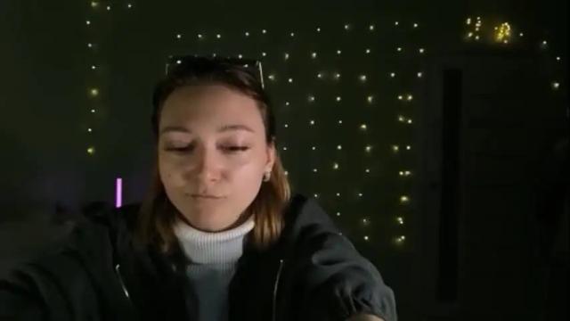 Image 12 of orange___melani Stream on Chaturbate on 1 month ago