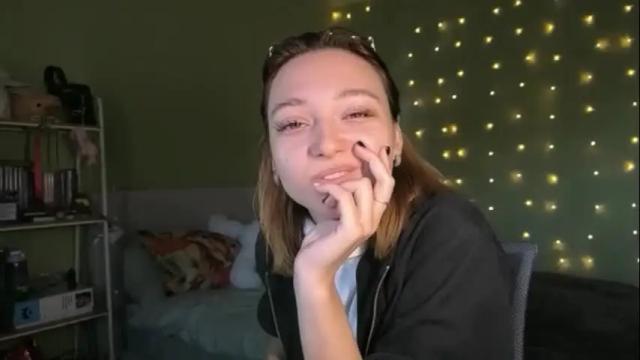 Thumbnail 2, orange___melani's Stream at Chaturbate, 1 month ago