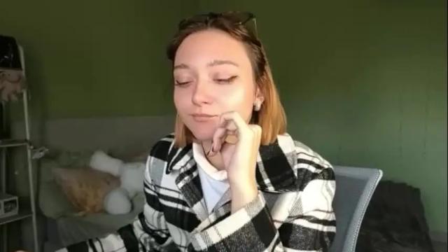 Image 3 of orange___melani Stream on Chaturbate on 1 month ago