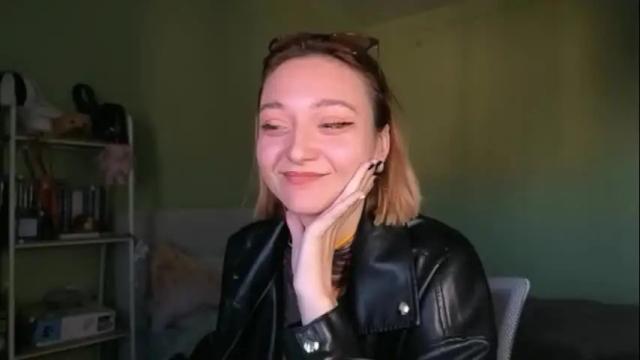 Image 12 of orange___melani Stream on Chaturbate on 5 months ago