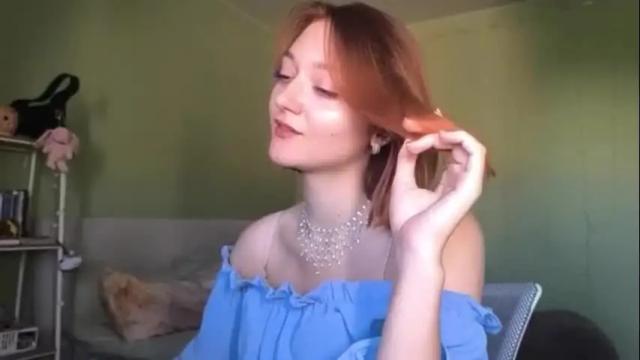 Image 3 of orange___melani Stream on Chaturbate on 16 days ago