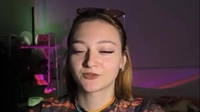 Image 11 of orange___melani Stream on Chaturbate on 4 months ago