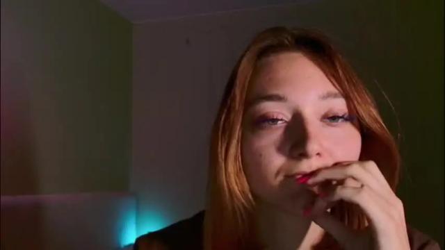 Image 4 of orange___melani Stream on Chaturbate on 2 months ago