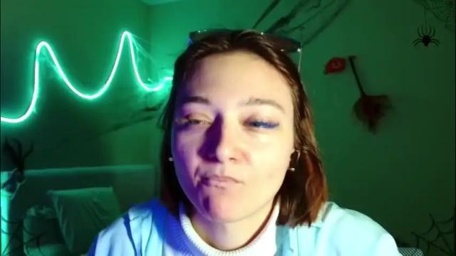 Image 3 of orange___melani Stream on Chaturbate on 6 days ago