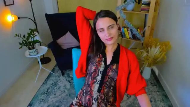Image 12 of orfeya_one Stream on Chaturbate on 18 months ago