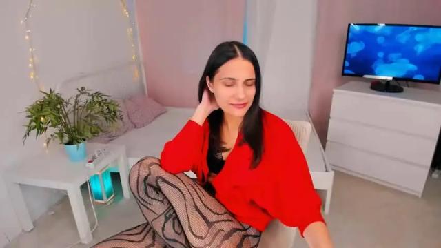 Image 2 of orfeya_one Stream on Chaturbate on 17 months ago