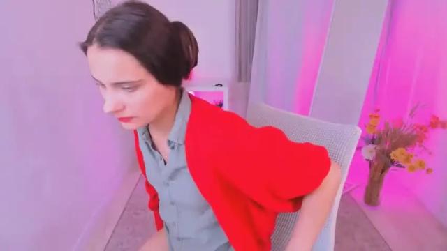 Image 12 of orfeya_one Stream on Chaturbate on 14 months ago
