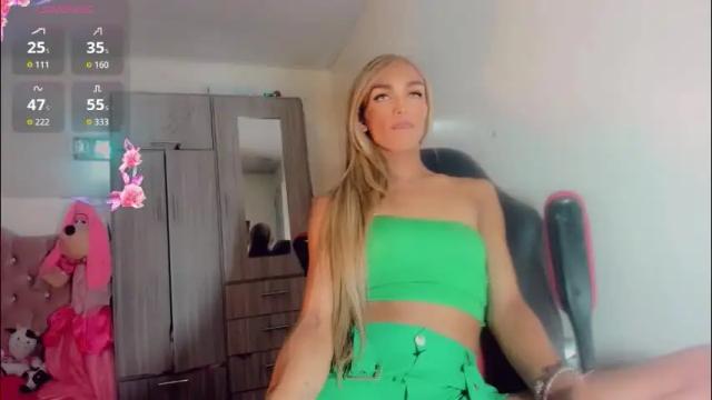 Image 10 of oriana_braom Stream on Chaturbate on 1 month ago