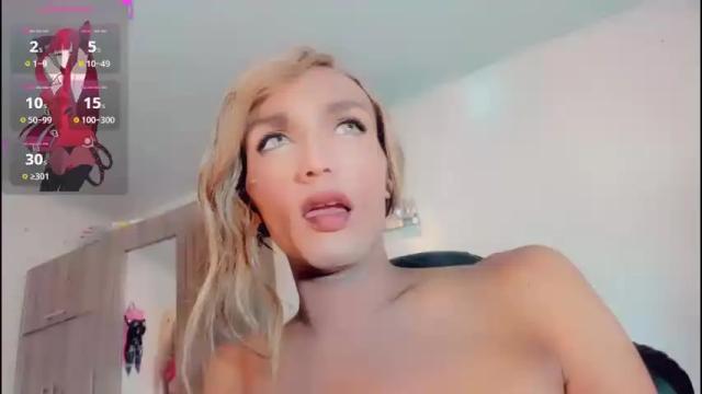 Image 10 of oriana_braom Stream on Chaturbate on 1 month ago