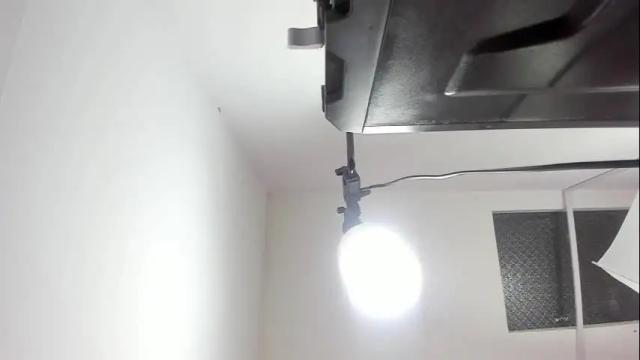 Image 3 of oriana_guzman Stream on Chaturbate on 20 days ago