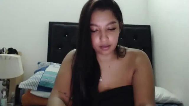 Image 8 of oriana_ston Stream on Chaturbate on 14 months ago