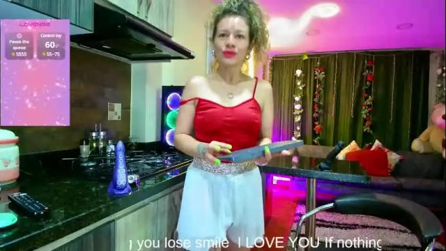Image 10 of oriana_thomson2 Stream on Chaturbate on 25 days ago