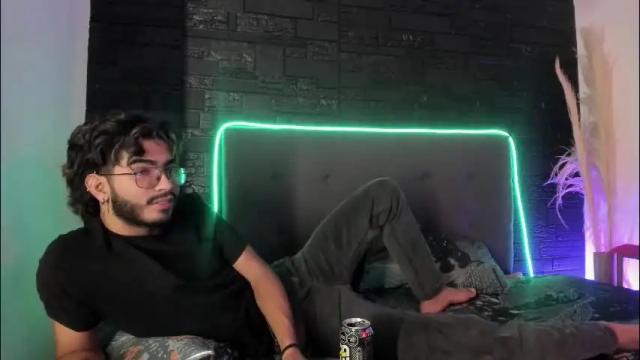 Image 2 of orion_perla Stream on Chaturbate on 6 months ago