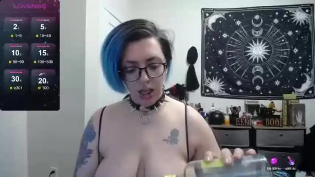 Image 11 of orphyx Stream on Chaturbate on 13 months ago