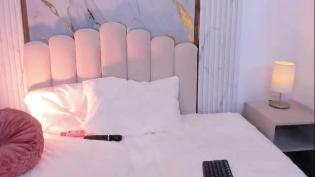 Image 10 of oshun_25 Stream on Chaturbate on 1 month ago