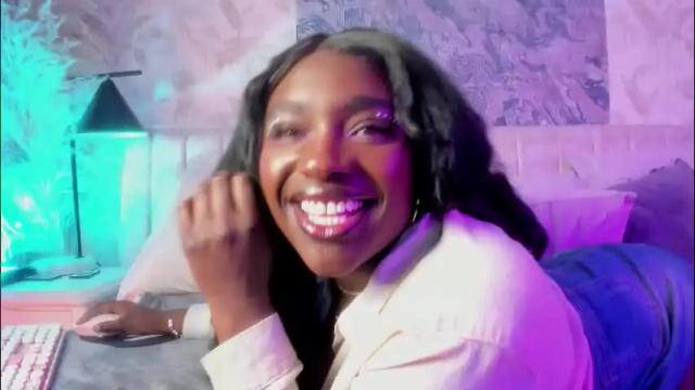 Image 3 of oshunnn Stream on Chaturbate on 4 months ago