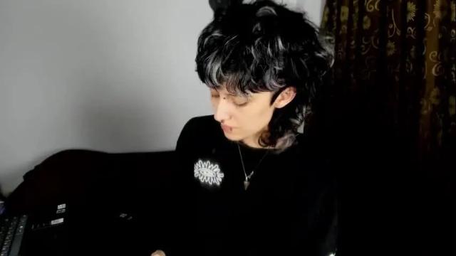 Image 7 of ottoyan_ Stream on Chaturbate on 1 month ago
