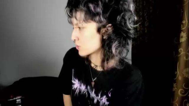 Image 2 of ottoyan_ Stream on Chaturbate on 1 month ago