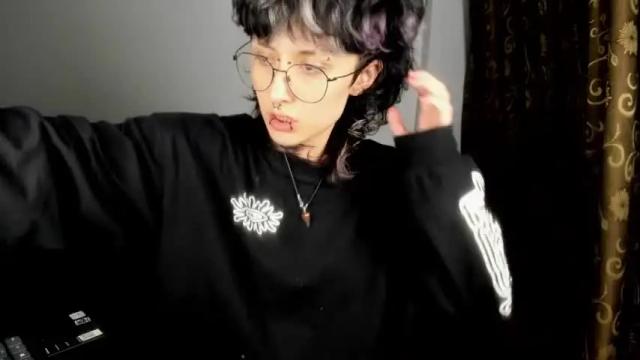 Image 6 of ottoyan_ Stream on Chaturbate on 1 month ago