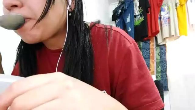 Image 2 of our_moon_95 Stream on Chaturbate on 19 months ago