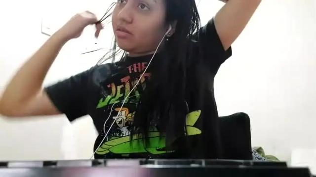 Image 7 of our_moon_95 Stream on Chaturbate on 19 months ago