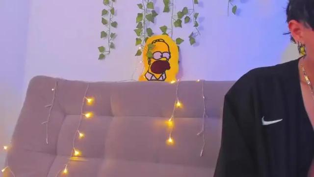 Image 2 of owenfoxx1 Stream on Chaturbate on 18 months ago