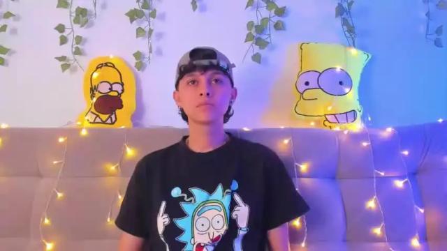 Image 12 of owenfoxx1 Stream on Chaturbate on 18 months ago