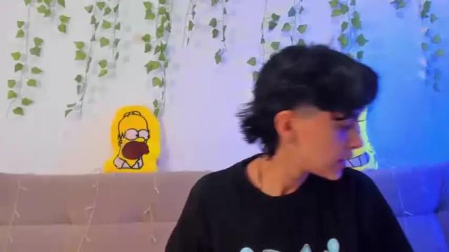 Image 4 of owenfoxx1 Stream on Chaturbate on 18 months ago