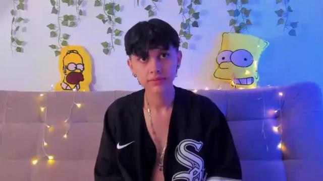 Image 2 of owenfoxx1 Stream on Chaturbate on 18 months ago