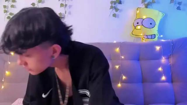 Image 3 of owenfoxx1 Stream on Chaturbate on 18 months ago
