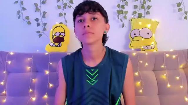 Image 6 of owenfoxx1 Stream on Chaturbate on 17 months ago