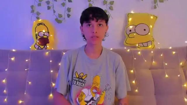 Image 10 of owenfoxx1 Stream on Chaturbate on 17 months ago