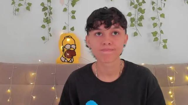 Image 2 of owenfoxx1 Stream on Chaturbate on 17 months ago
