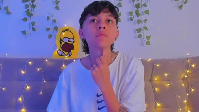 Thumbnail 1, owenfoxx1's Stream at Chaturbate, 17 months ago