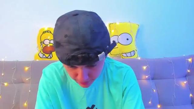 Image 7 of owenfoxx1 Stream on Chaturbate on 24 months ago