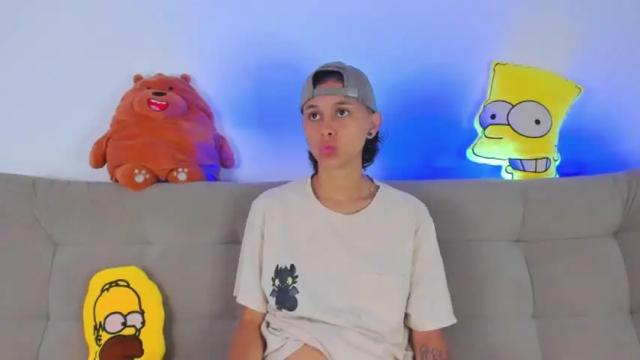 Image 2 of owenfoxx1 Stream on Chaturbate on 14 months ago