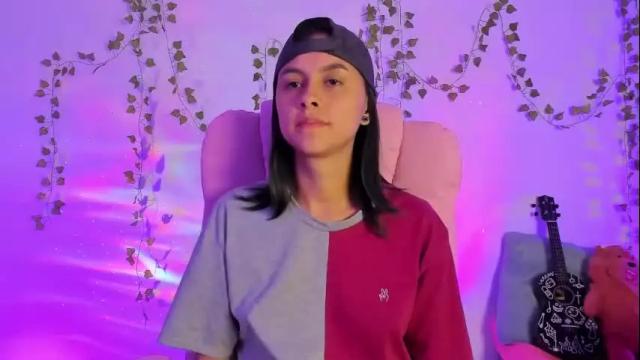 Image 3 of owenfoxx1 Stream on Chaturbate on 6 months ago