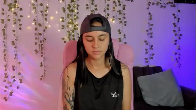 Thumbnail 3, owenfoxx1's Stream at Chaturbate, 1 month ago